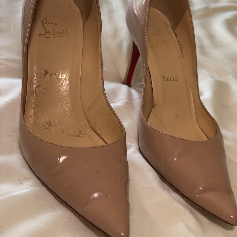 Christian Louboutin Women's Nude Pumps- As Is